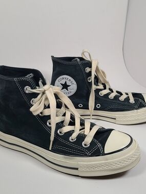 Converse Leather Chuck Taylor All Star High Top Sneakers Size 7.5